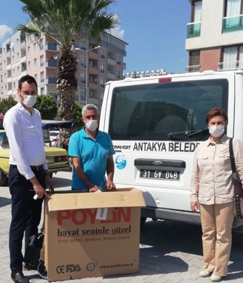 Antakya Belediyesi ihtiyaç sahiplerini sevindiriyor