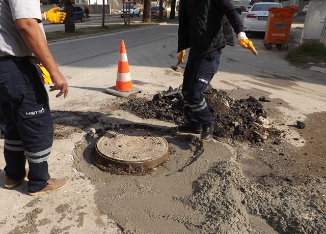 Alt yapı noktalarında bakım ve onarım sürüyor