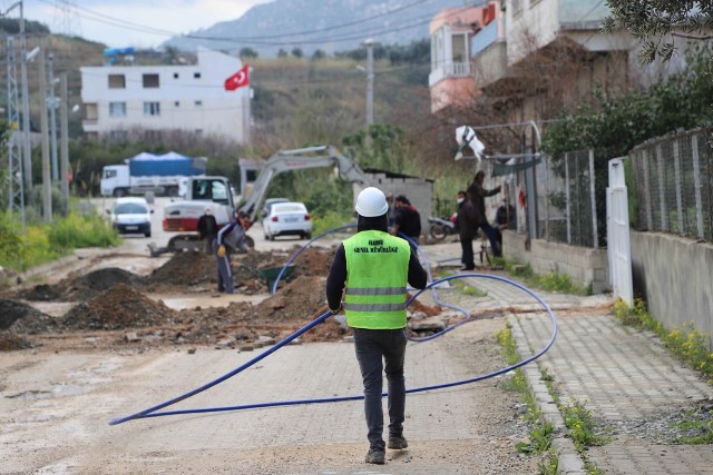 Samandağ da su projesinin 175 km si tamamlandı