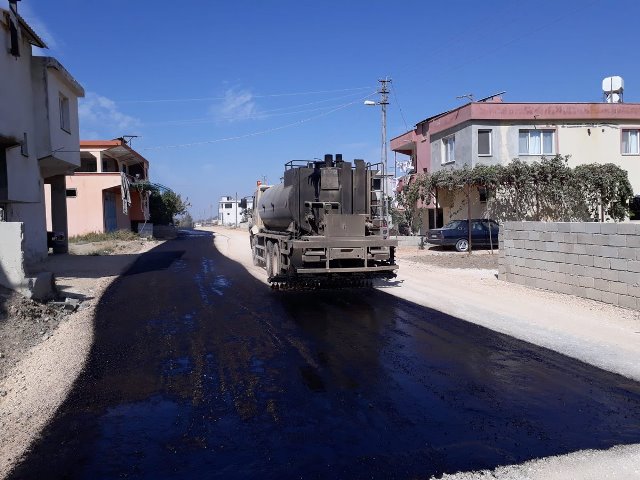 Tanışma Mahallesinin yolu yapılıyor