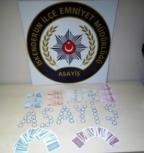 Evde kumar oynayan 11 kişiye 30 bin 963 lira ceza