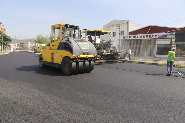 HBB Antakya küçük sanayi sitesinde beton asfalt çalışmalarına başladı 