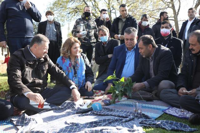 Savaş çifti Hassanın haydarlar gölünde