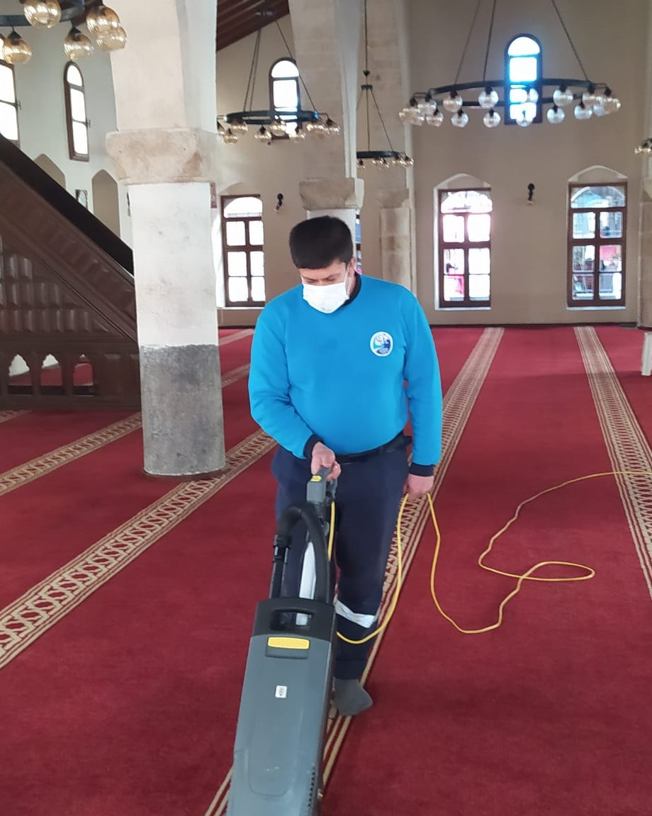 Antakya Belediyesinden ibadethane temizliği