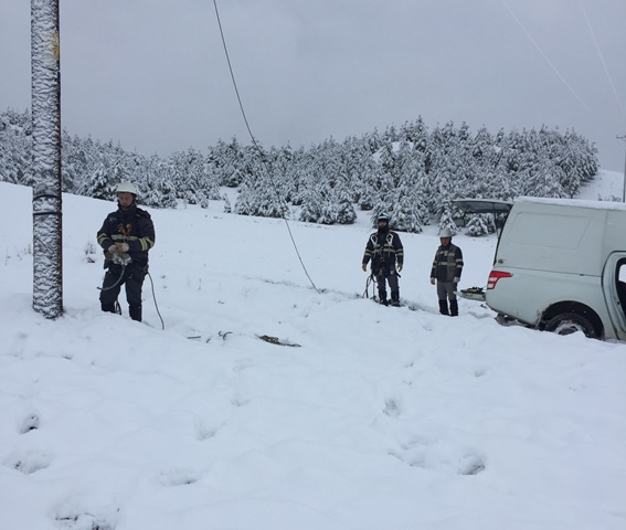 Toroslar EDAŞ kış şartlarında çalışmalara devam ediyor