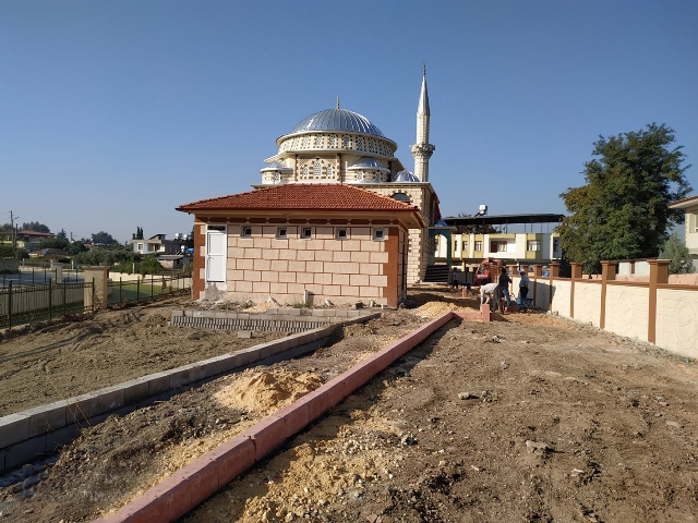 Hoca Ahmet Yesevi Camii’nde peyzaj çalışması