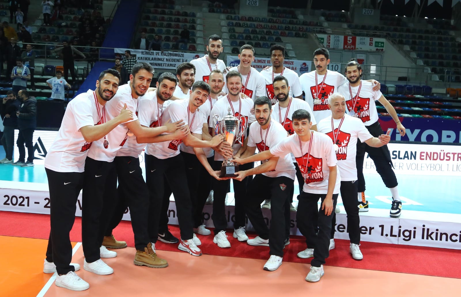 Hatayspor Voleybol Takımı Efeler Liginde