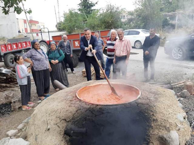 Arsuz da domates salçası ve tuzlu yoğurt zamanı