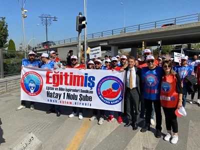 Eğitim-İş TBMM’den Atatürk’e yürüdü