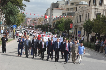 Gençlik yürüyüşü yapıldı