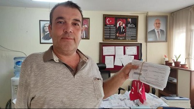 Binlerce tebligat muhtarlıkta alıcısını bekliyor