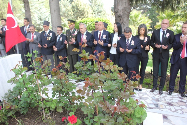 Şehitler törenle anıldı