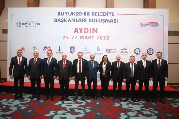 11 Büyükşehir belediye başkanı Aydından hükümete seslendi