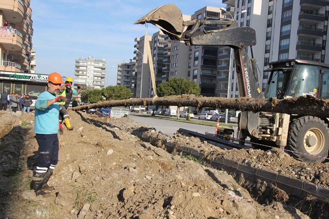 Yeni yerleşim alanında kalan hat deplase edildi