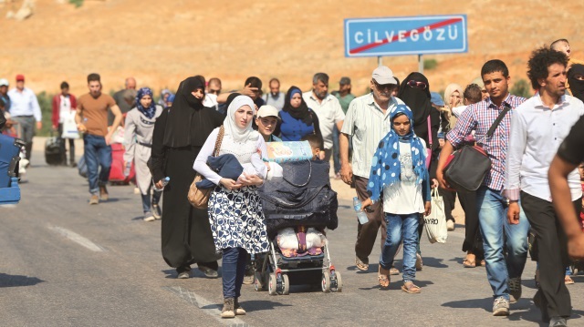 Çöken kanalizasyon hattı yenilendi