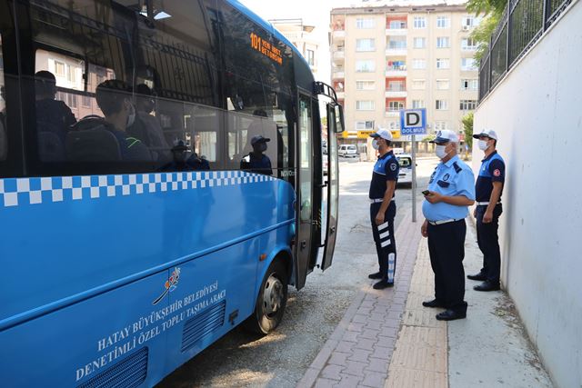 Büyükşehir zabıtası görevinin başında 