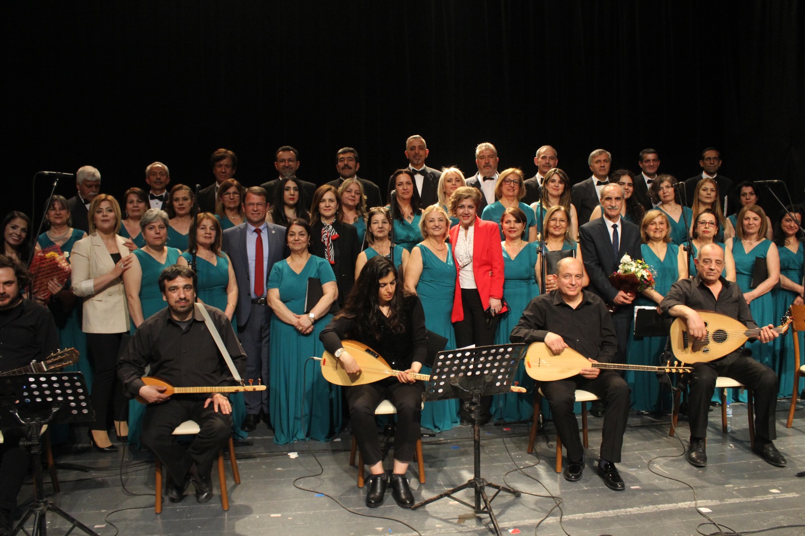 Antakya-Defne Barış Korosundan keyifli konser