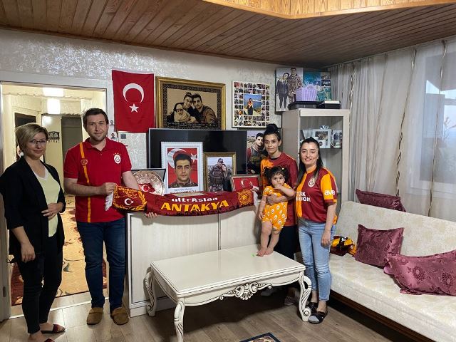 ultrAslan Antakya'dan Şehit Ailesine ziyaret