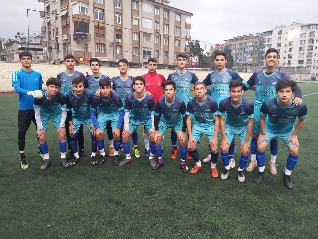 Güneylerspor u17 takımının büyük başarısı 