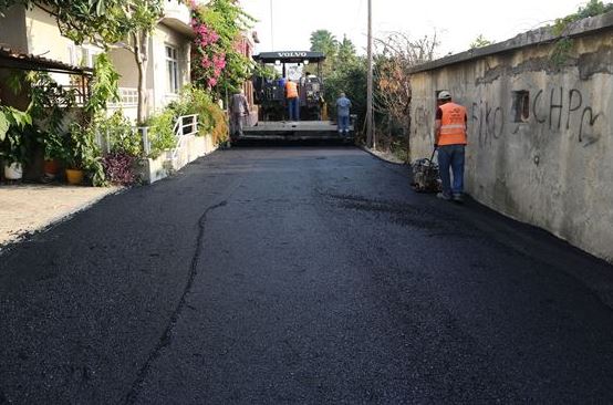 Samandağ ve Arsuz da yollar yenileniyor