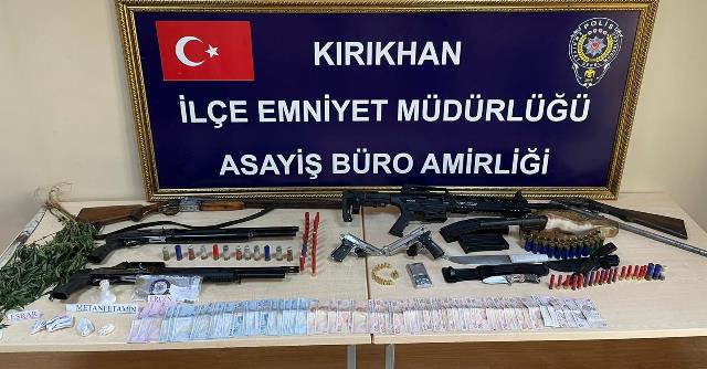 MHP Hatay Milletvekili Defne muhtarlarıyla istişare yaptı