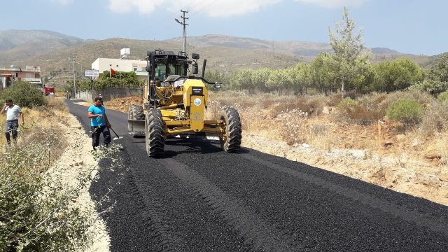 Antakya Belediyesi Gülderende yol çalışması yaptı