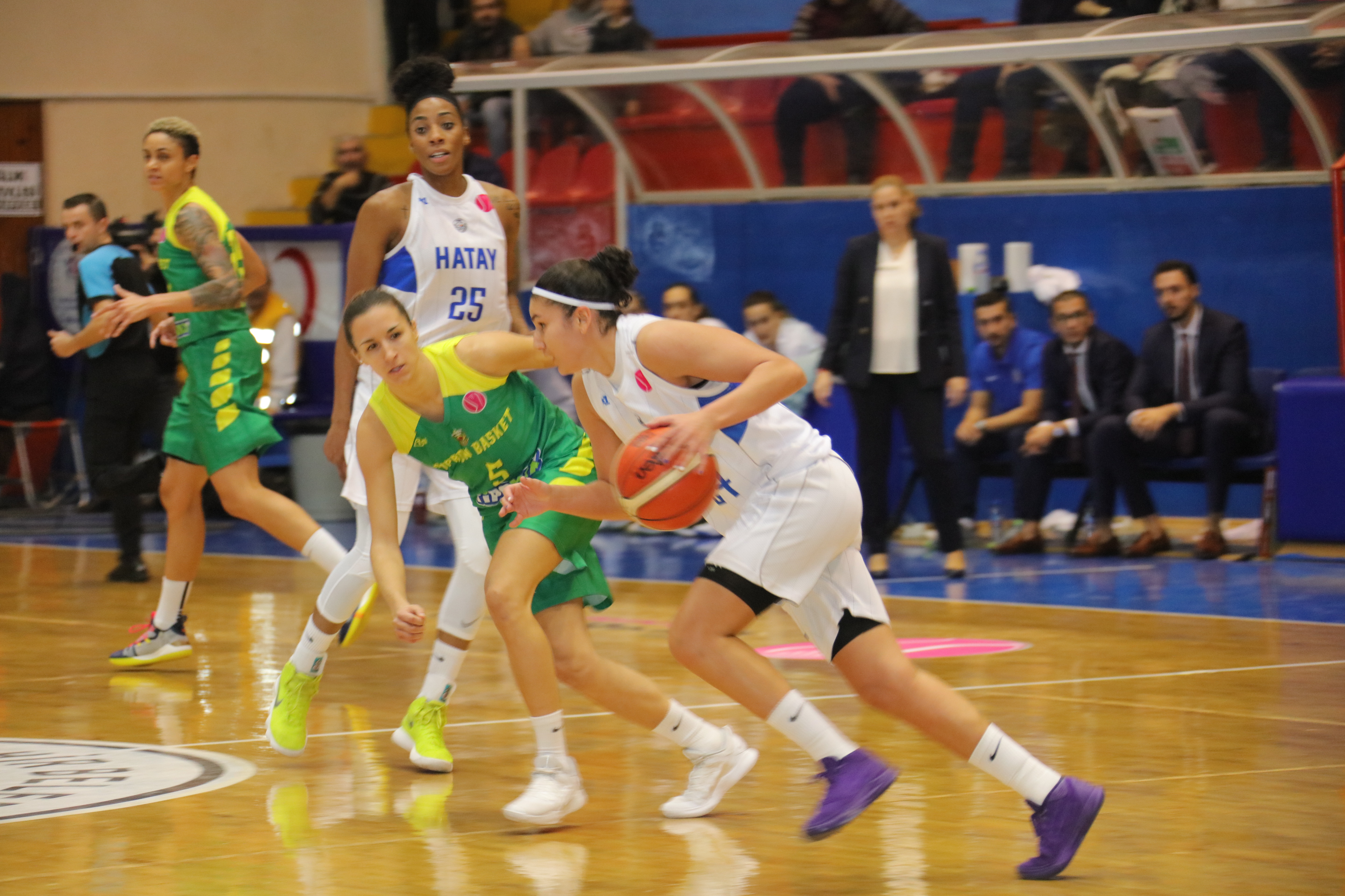 HBBS Sopron baskete karşı mağlup