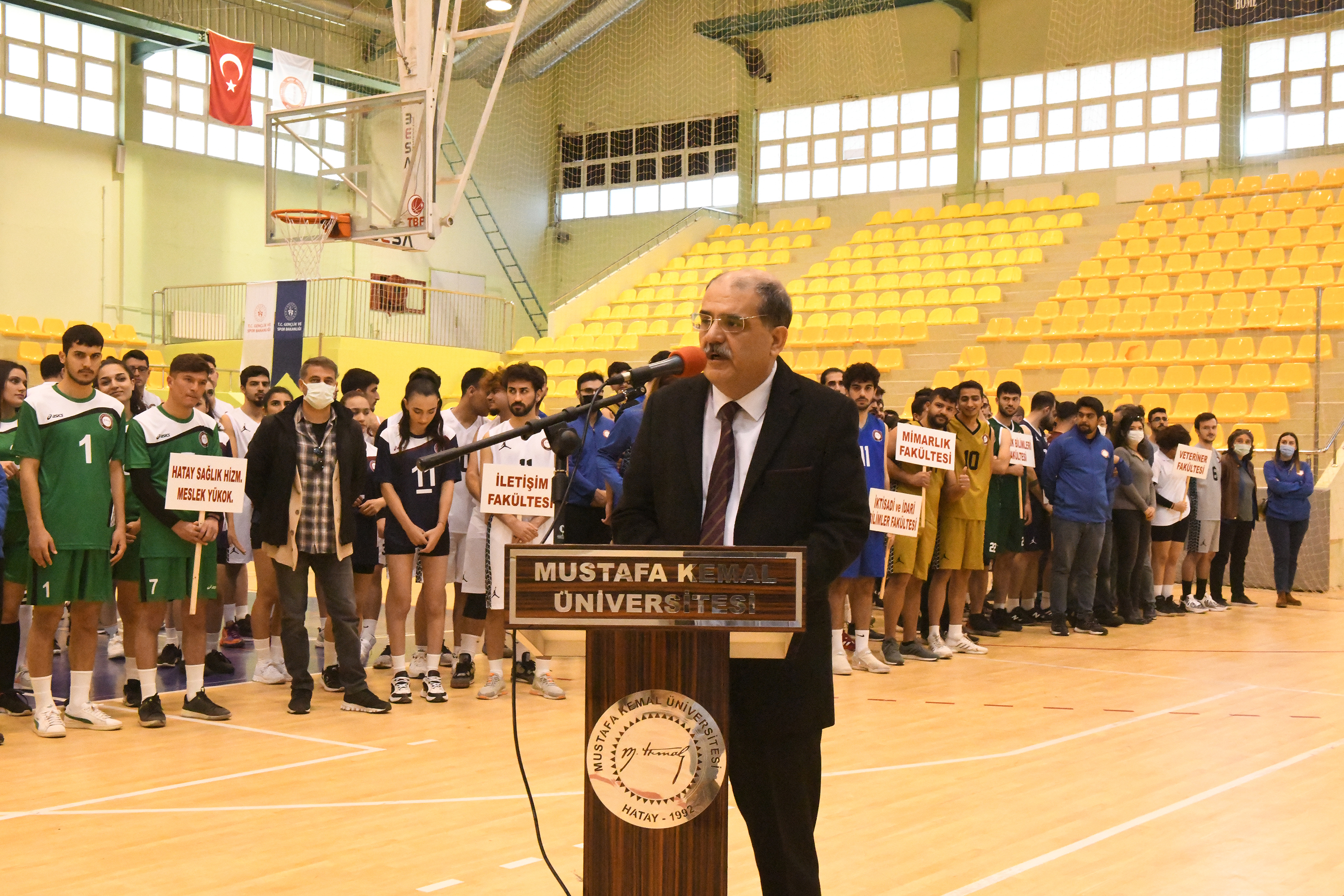 MKÜ de Bağımlılıkla Mücadele Eylem Planı etkinlikleri başladı