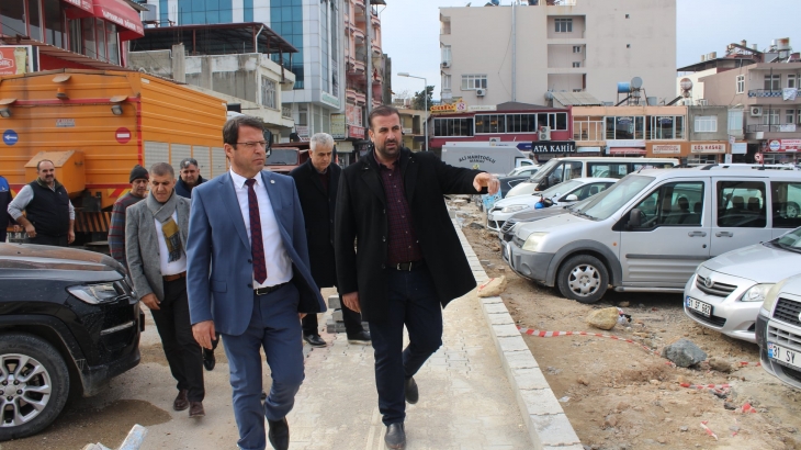 Samandağ belediyesi ilçe merkezindeki trafiği rahatlatıyor