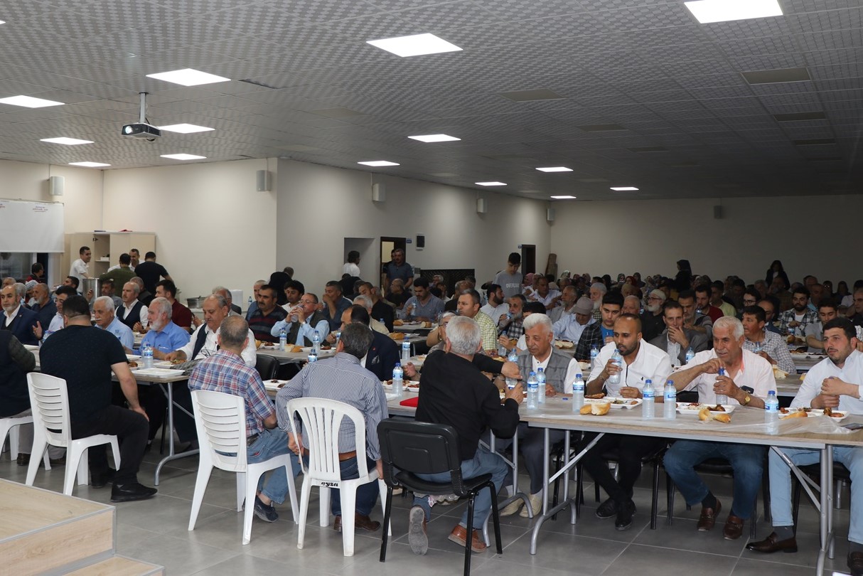 Saadet Partisinden iftar yemeği