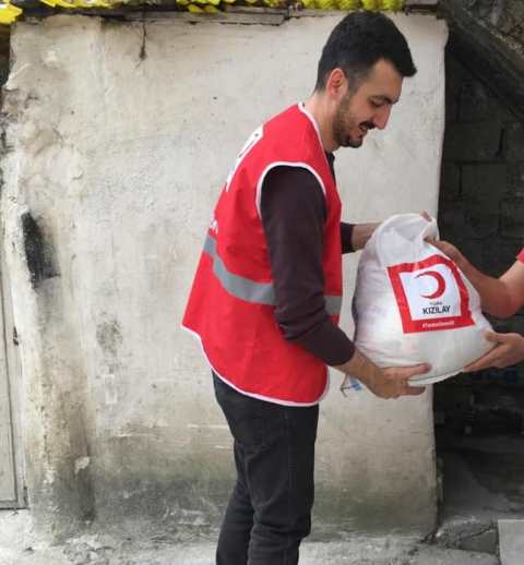 Hatay Kızılay Şubesinden Ramazan yardımı