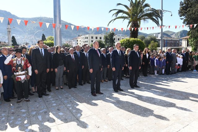 Başkan olarak ilk kez kutlamalara katıldı