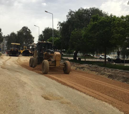 Yol yapım bakım ve onarım çalışmaları devam ediyor