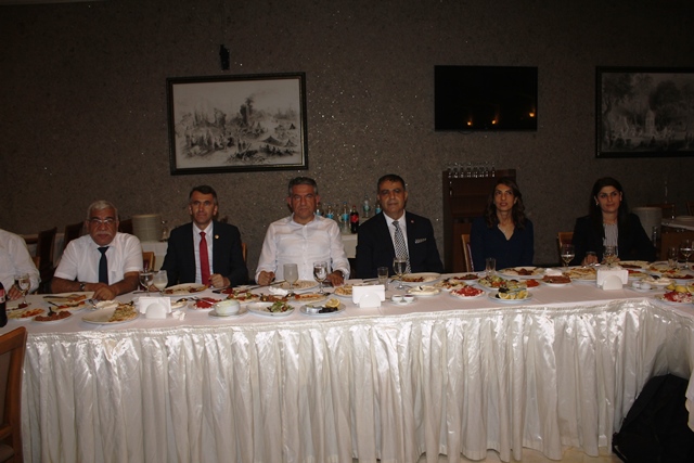 Serkan Topal basınla iftarda buluştu