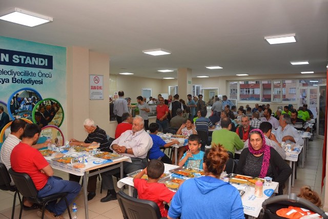 Çorba Evinde her akşam ücretsiz iftar