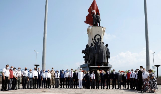 İskenderun’un düşman işgalinden kurtuluşu törenle kutlandı