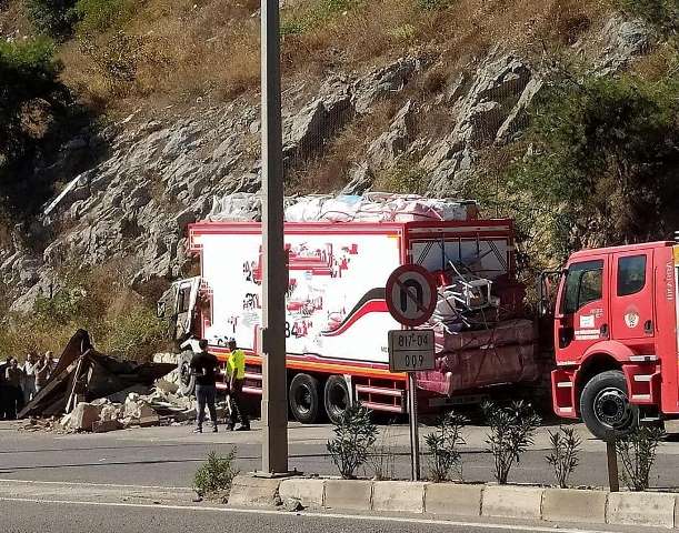 Çevlik Arsuz yolu en kısa sürede hizmete açılacak