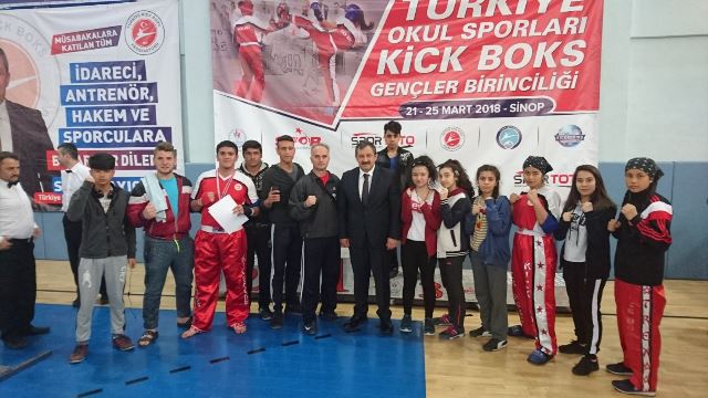 HBB Kick Boks takımı Türkiye şampiyonasında