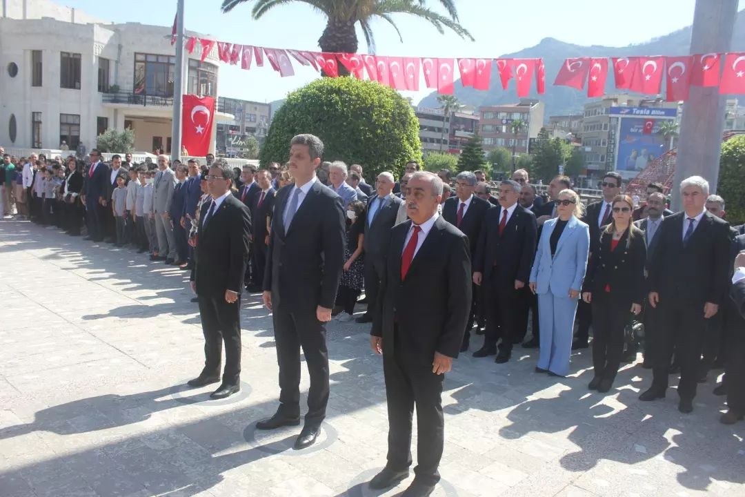 23 Nisan Antakya da törenle kutlandı