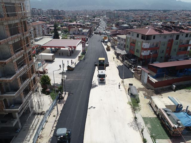 Şükrü balcı caddesi asfaltlanıyor 