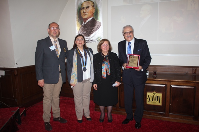 Rotary den meslek hizmet ödülleri