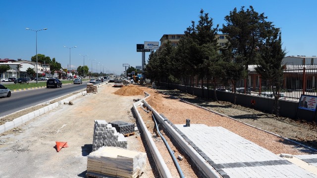 Atatürk Caddesi yeni formuna kavuşuyor