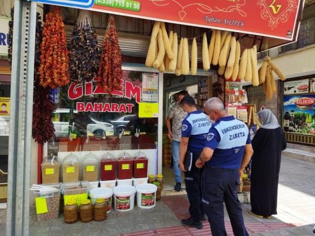 İskenderun zabıtası denetimlerini sürdürüyor