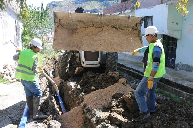 Tekebaşında içmesuyu sıkıntısı gideriliyor