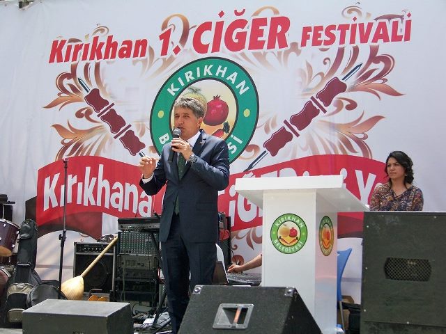 Yine mi parayla festival