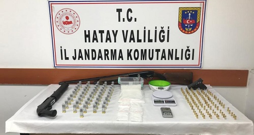 Uyuşturucu operasyonda yakalanan 2 zanlı tutuklandı