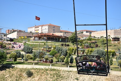 Bayram tatilinde turistlerin uğrak yeri Altınözü