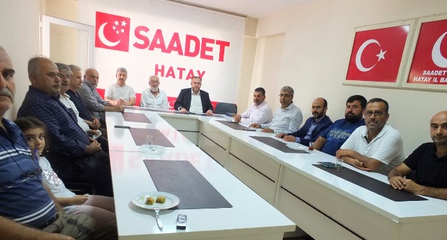 Saadet Partisi Hatay il teşkilatı bayramlaştı