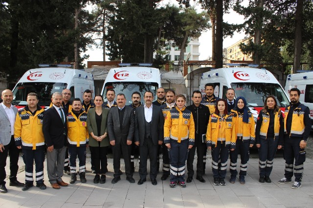 Sağlık Müdürlüğüne 4 ambulans tahsis edildi