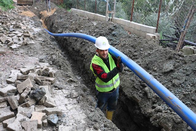 Tekebaşına yeni içmesuyu hattı döşendi